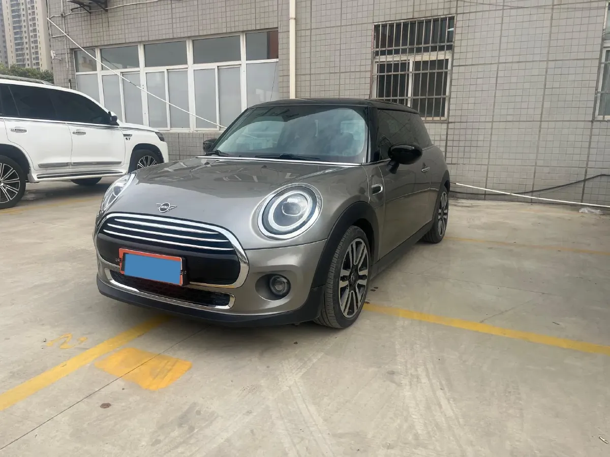 2020 MINI MINI 1.5T 136HP L3 7DCT,autocango,china used car exporter,china ev exporter,chinese used car exporter,chinese used ev exporter