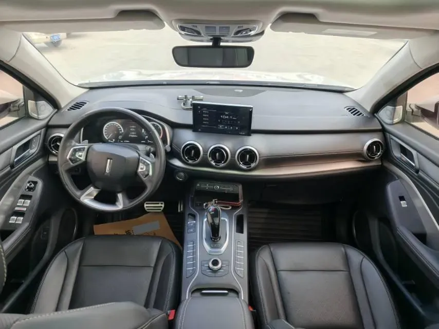 2018 WEY VV6 2.0T 197HP L4 7DCT,autocango,china used car exporter,china ev exporter,chinese used car exporter,chinese used ev exporter