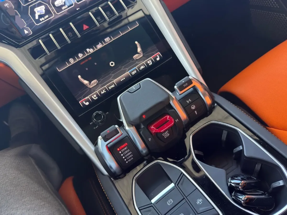 2021 Lamborghini Urus 4.0T 641HP V8 8AT,autocango,china used car exporter,china ev exporter,chinese used car exporter,chinese used ev exporter