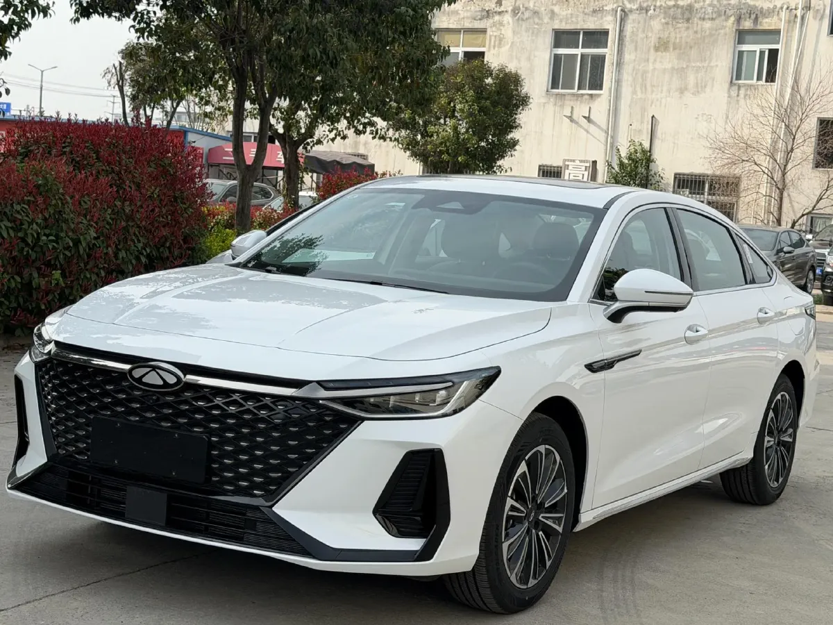 2025 Fulwin FulwinA8L 1.5T 156HP L4 1DHT PHEV 18.67KWH,autocango,china used car exporter,china ev exporter,chinese used car exporter,chinese used ev exporter