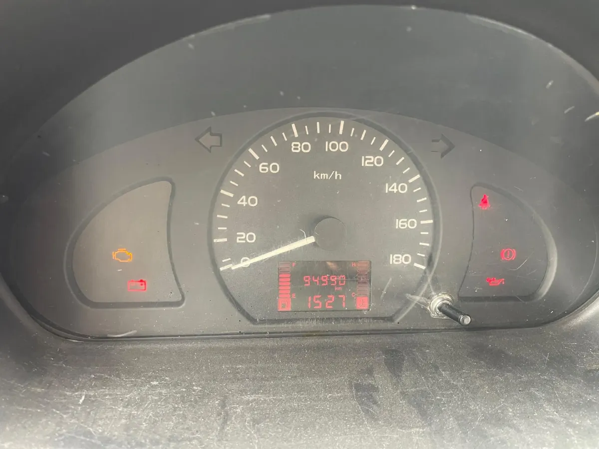 2020 WuLing RongGuang 1.2L 76HP L4 5MT,autocango,china used car exporter,china ev exporter,chinese used car exporter,chinese used ev exporter