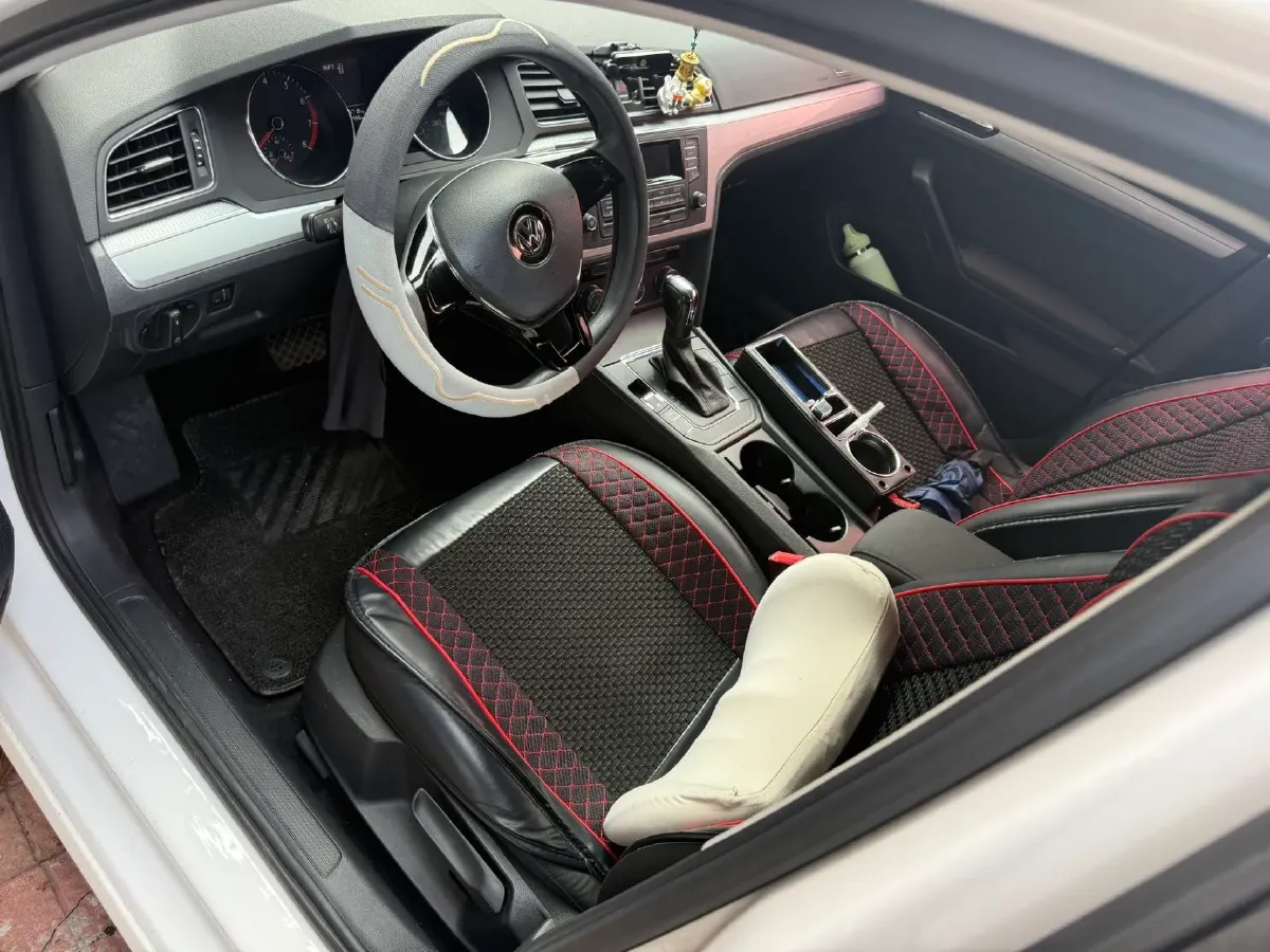 2018 Volkswagen Lamando 1.4T 131HP L4 7DCT,autocango,china used car exporter,china ev exporter,chinese used car exporter,chinese used ev exporter