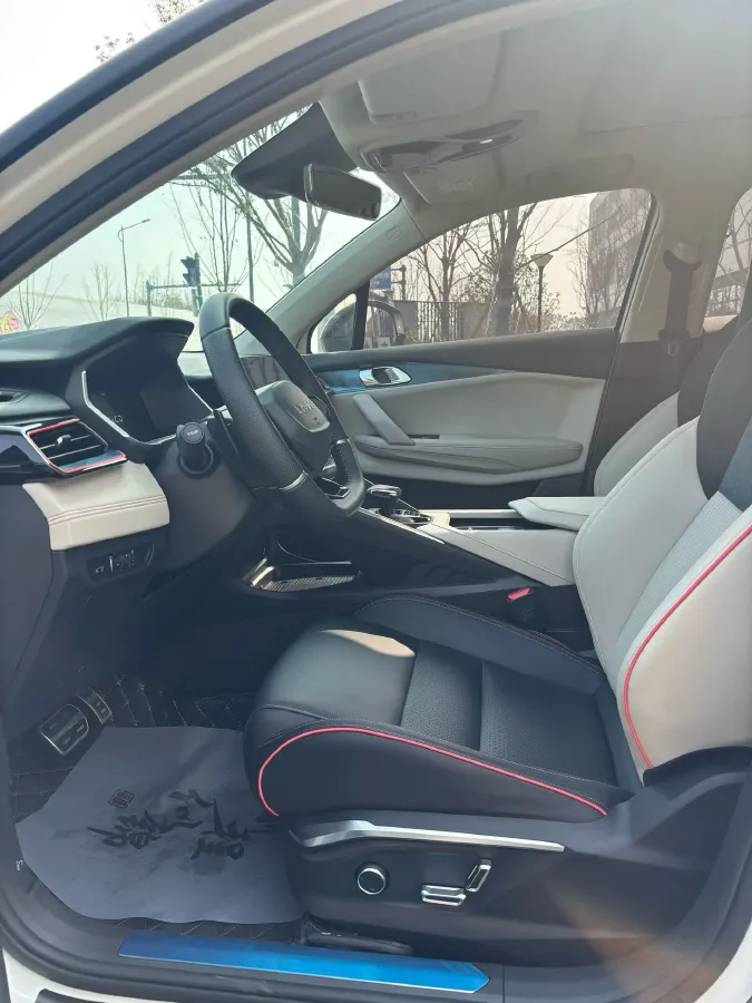 2020 LYNK&CO 06 1.5T 177HP L3 7DCT,autocango,china used car exporter,china ev exporter,chinese used car exporter,chinese used ev exporter