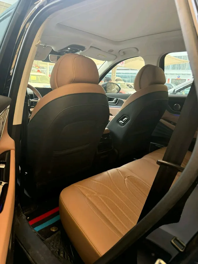 2024 Chery Tiggo8L 2.0T 254HP L4 8AT,autocango,china used car exporter,china ev exporter,chinese used car exporter,chinese used ev exporter