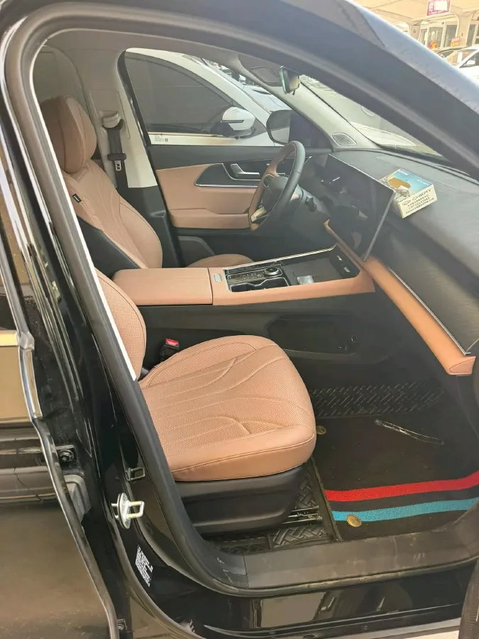 2024 Chery Tiggo8L 2.0T 254HP L4 8AT,autocango,china used car exporter,china ev exporter,chinese used car exporter,chinese used ev exporter