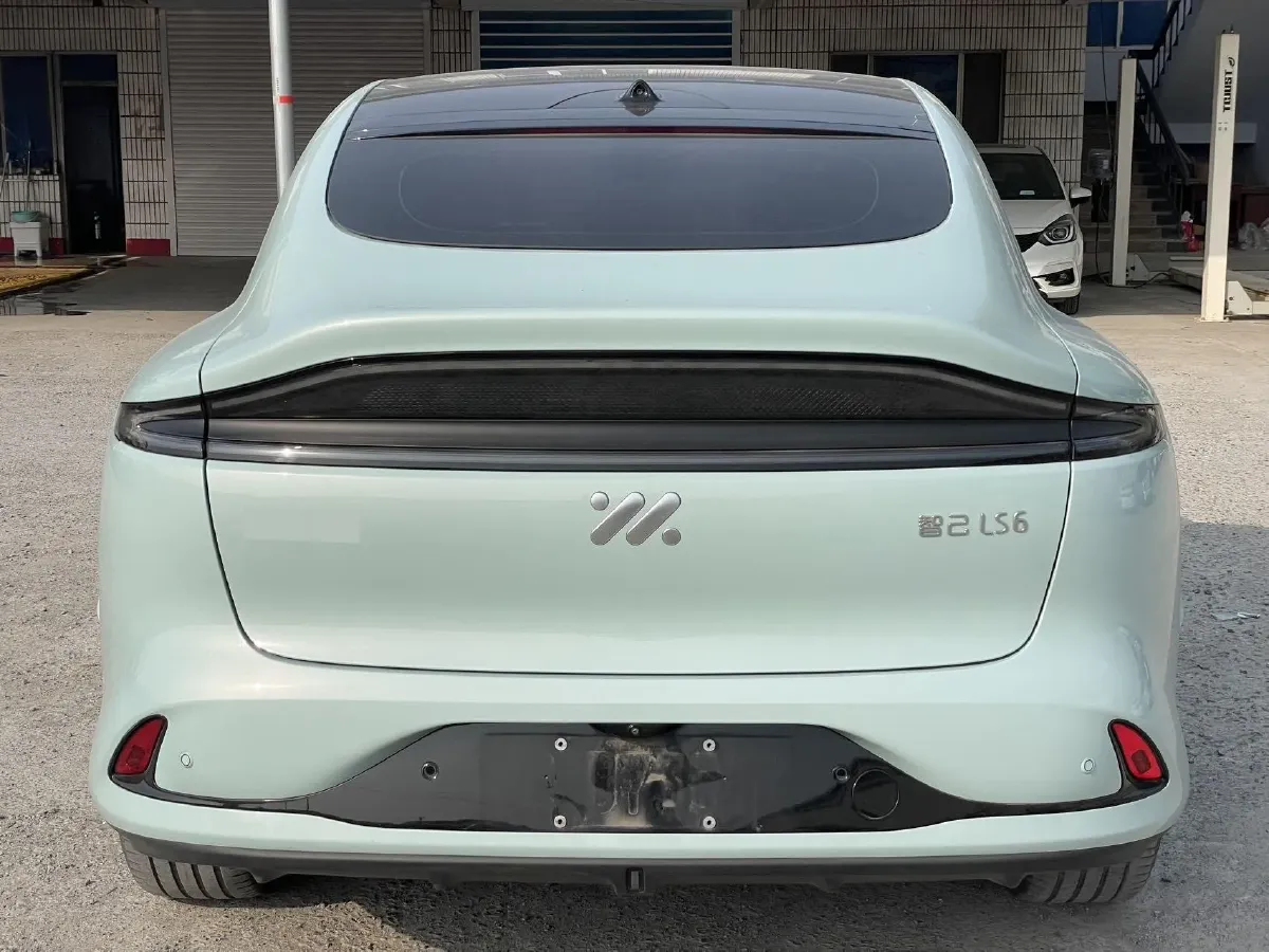 2023 IM LS6 BEV 90KWH,autocango,china used car exporter,china ev exporter,chinese used car exporter,chinese used ev exporter