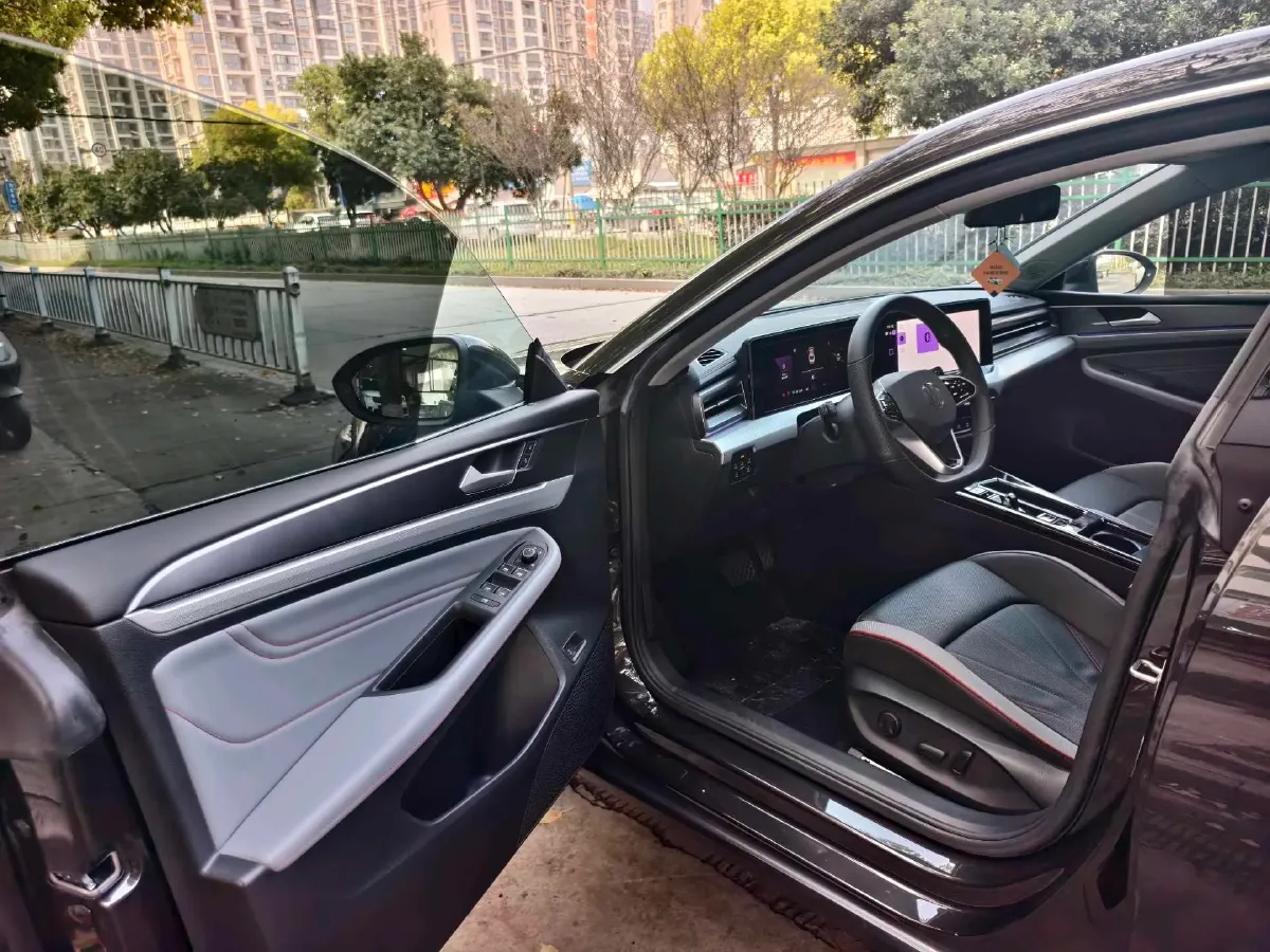 2023 Volkswagen Lamando 1.4T 150HP L4 7DCT,autocango,china used car exporter,china ev exporter,chinese used car exporter,chinese used ev exporter