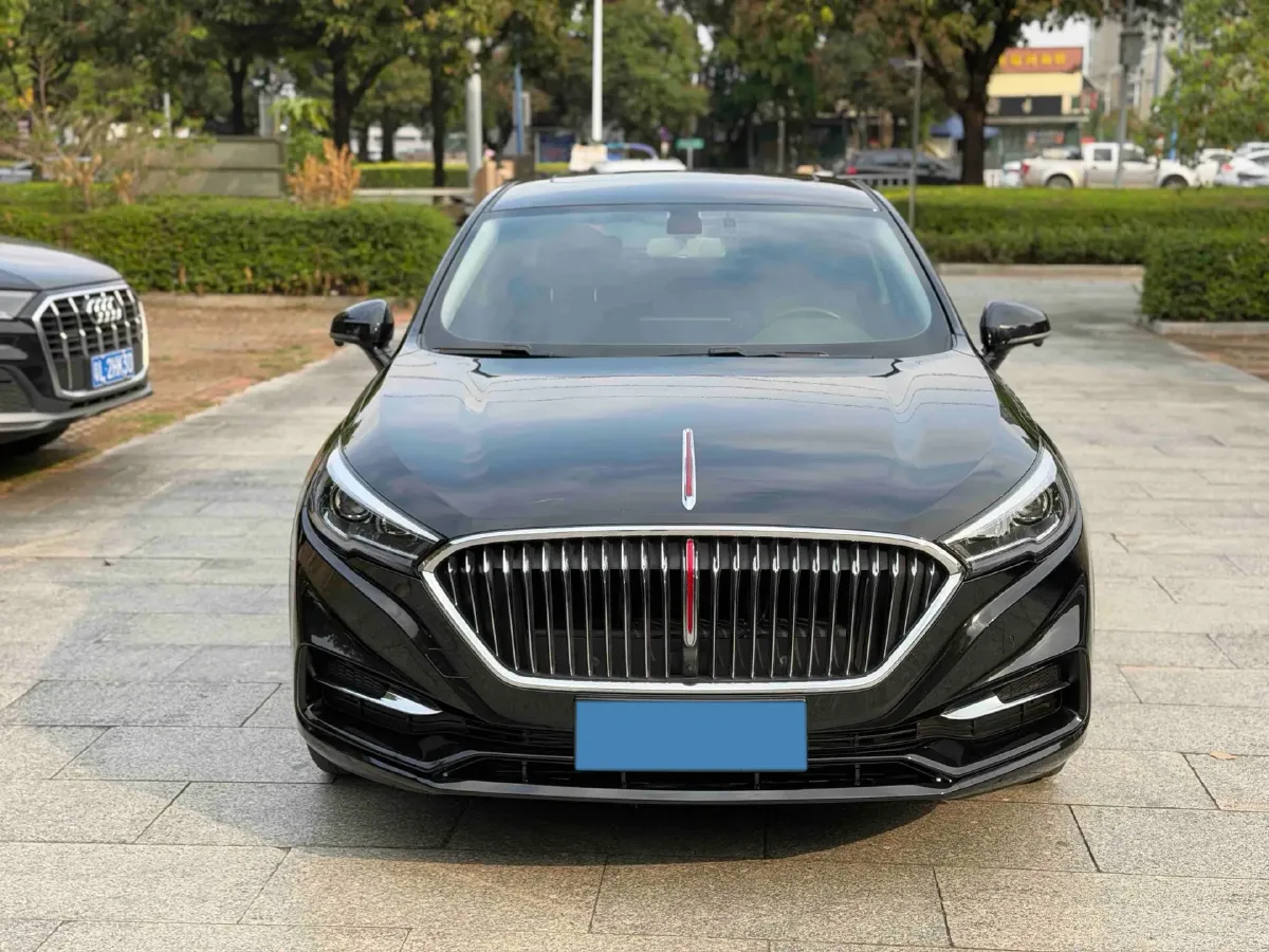 2022 HongQi H5 1.5T 169HP L4 7DCT,autocango,china used car exporter,china ev exporter,chinese used car exporter,chinese used ev exporter