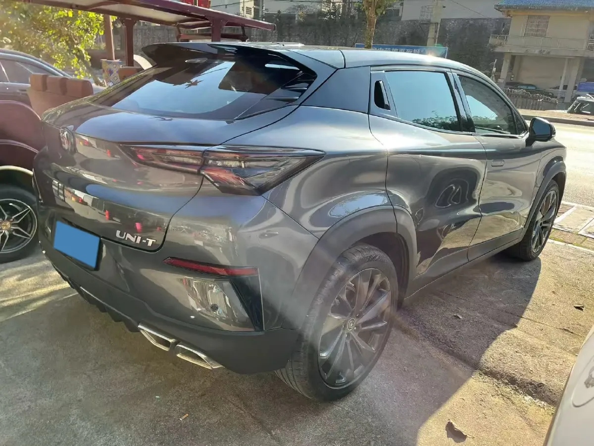 2020 ChangAn UNI-T 1.5T 180HP L4 7DCT,autocango,china used car exporter,china ev exporter,chinese used car exporter,chinese used ev exporter