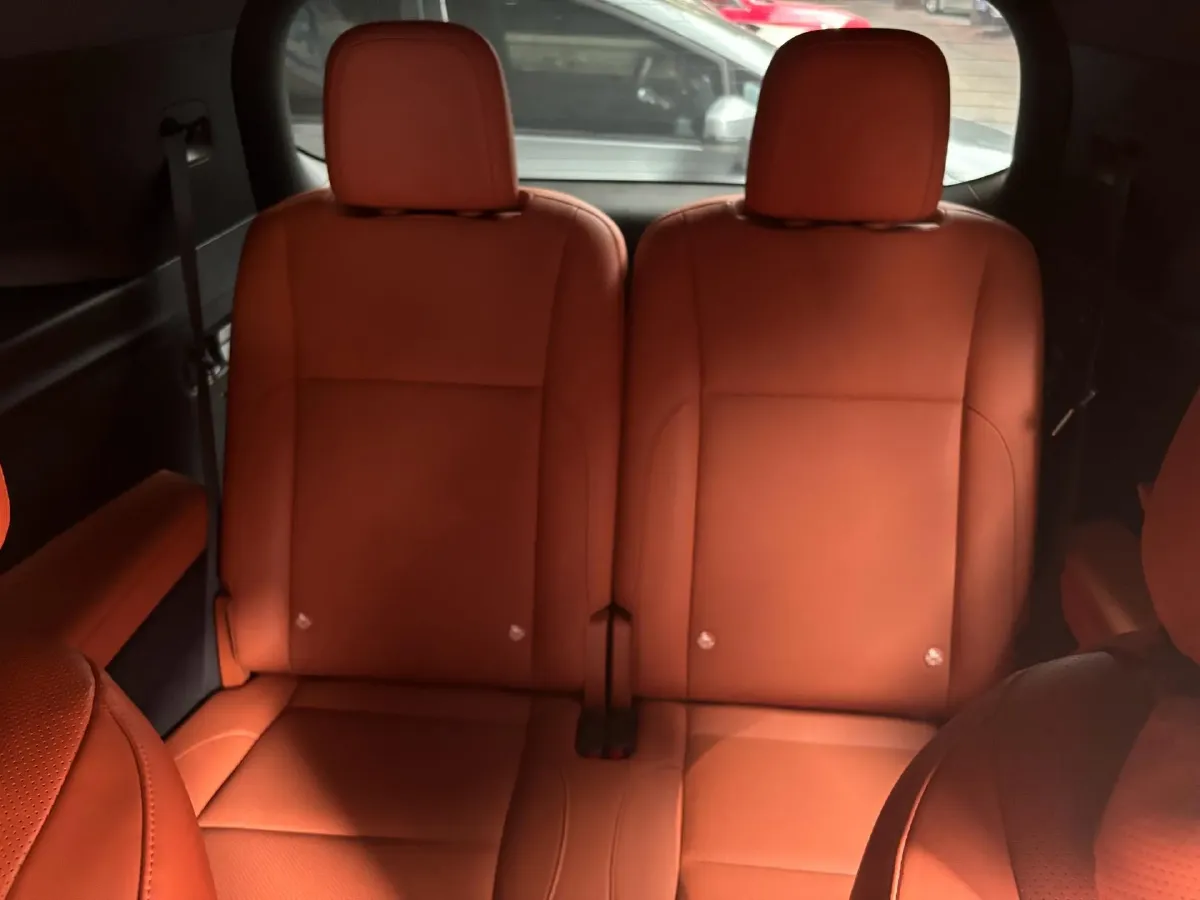 2022 Li L9 Range Extended 154HP REEV 42.6KWH,autocango,china used car exporter,china ev exporter,chinese used car exporter,chinese used ev exporter