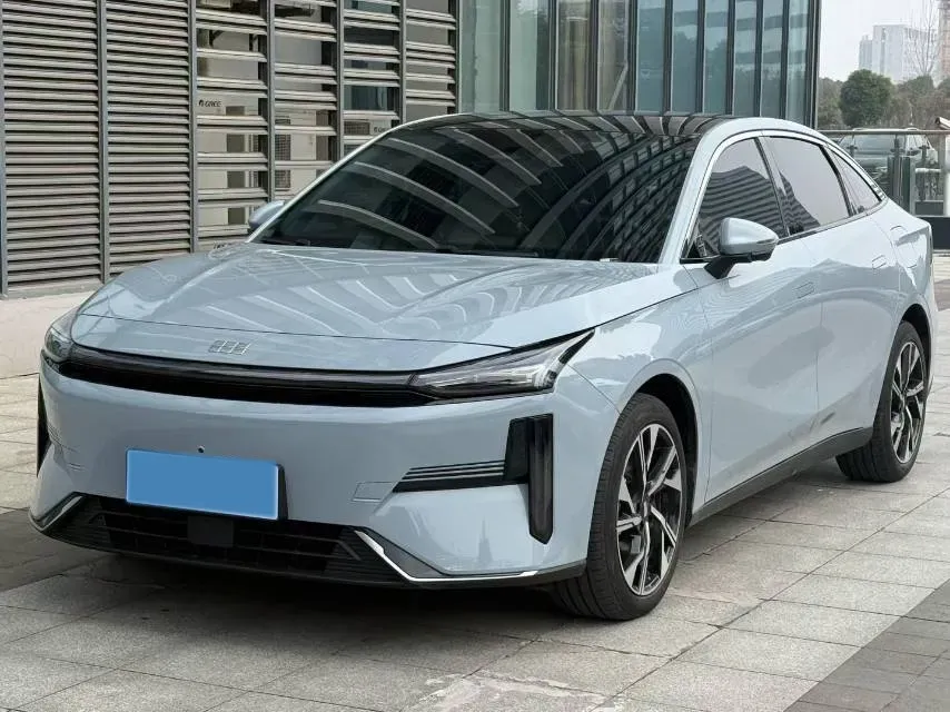 2023 Geely Galaxy L6 1.5T 163HP L4 3DHT PHEV,autocango,china used car exporter,china ev exporter,chinese used car exporter,chinese used ev exporter