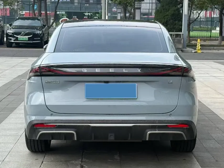 2023 Geely Galaxy L6 1.5T 163HP L4 3DHT PHEV,autocango,china used car exporter,china ev exporter,chinese used car exporter,chinese used ev exporter