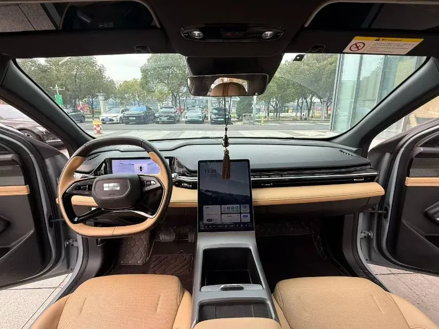 2023 Geely Galaxy L6 1.5T 163HP L4 3DHT PHEV,autocango,china used car exporter,china ev exporter,chinese used car exporter,chinese used ev exporter