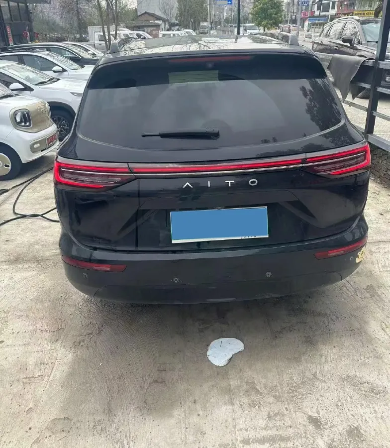 2024 AITO AITO M7 1.5T 152HP L4 REEV 40KWH,autocango,china used car exporter,china ev exporter,chinese used car exporter,chinese used ev exporter