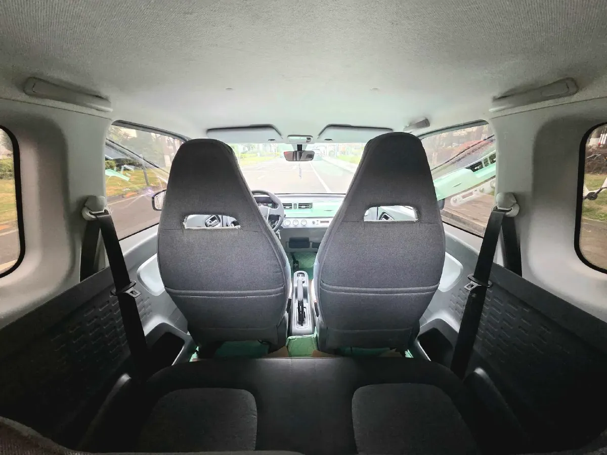 2021 WuLing HongGuang MINI EV BEV 9KWH,autocango,china used car exporter,china ev exporter,chinese used car exporter,chinese used ev exporter