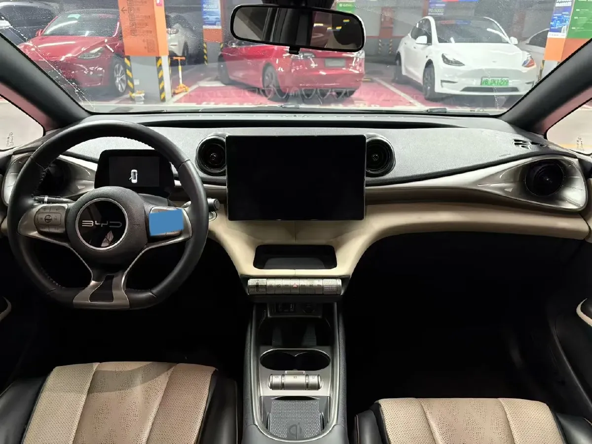 2023 BYD Dolphin BEV 44.928KWH,autocango,china used car exporter,china ev exporter,chinese used car exporter,chinese used ev exporter