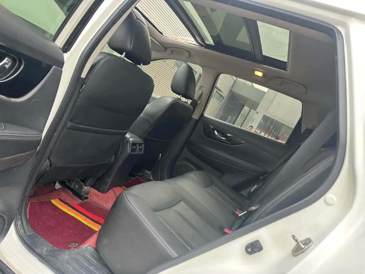 2021 Nissan X-Trail 2.5L 181HP L4 CVT,autocango,china used car exporter,china ev exporter,chinese used car exporter,chinese used ev exporter