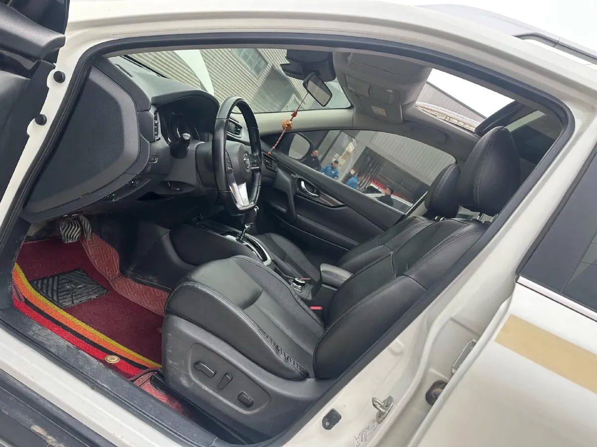 2021 Nissan X-Trail 2.5L 181HP L4 CVT,autocango,china used car exporter,china ev exporter,chinese used car exporter,chinese used ev exporter