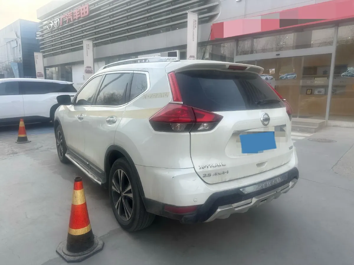 2021 Nissan X-Trail 2.5L 181HP L4 CVT,autocango,china used car exporter,china ev exporter,chinese used car exporter,chinese used ev exporter