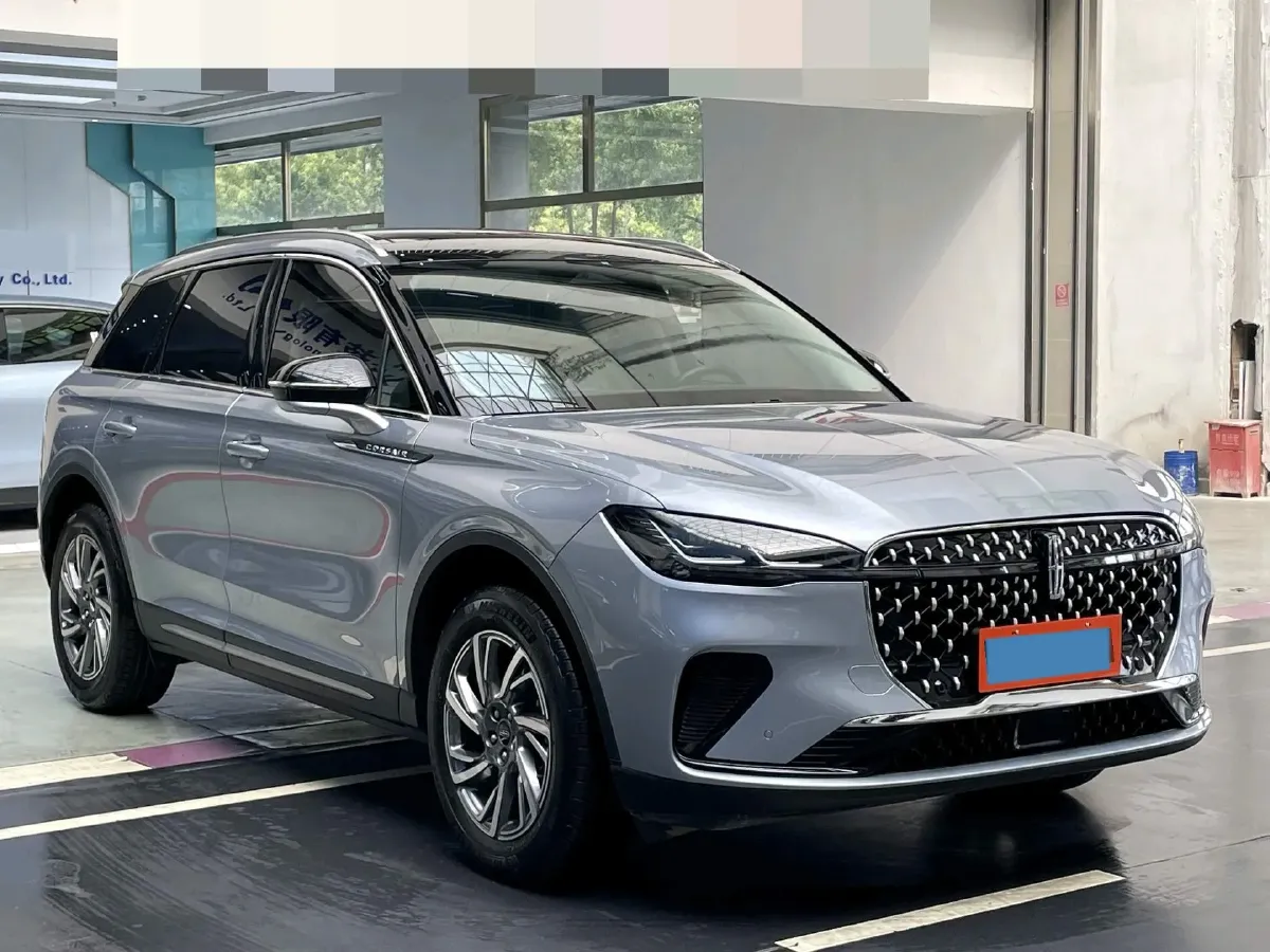 2023 Lincoln Corsair 2.0T 261HP L4 8AT,autocango,china used car exporter,china ev exporter,chinese used car exporter,chinese used ev exporter