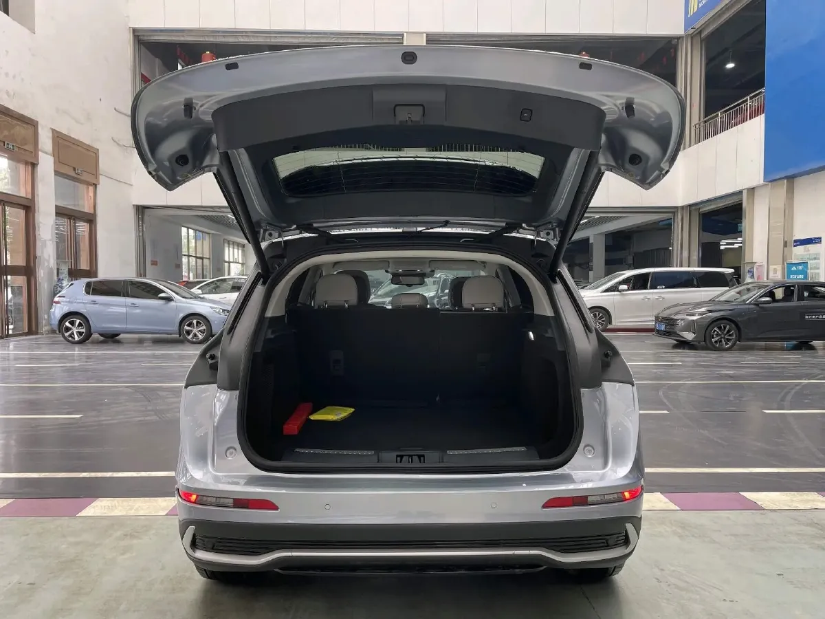 2023 Lincoln Corsair 2.0T 261HP L4 8AT,autocango,china used car exporter,china ev exporter,chinese used car exporter,chinese used ev exporter