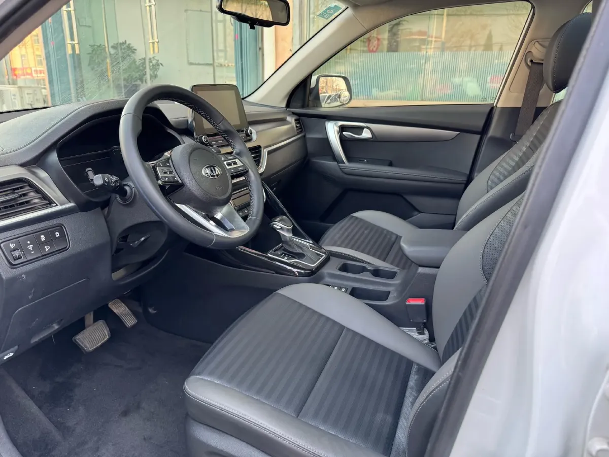 2019 Kia Sportage R 2.0L 160HP L4 6AT,autocango,china used car exporter,china ev exporter,chinese used car exporter,chinese used ev exporter