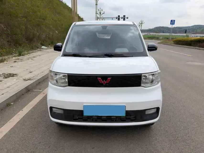2021 WuLing HongGuang MINI EV BEV 13.9KWH,autocango,china used car exporter,china ev exporter,chinese used car exporter,chinese used ev exporter