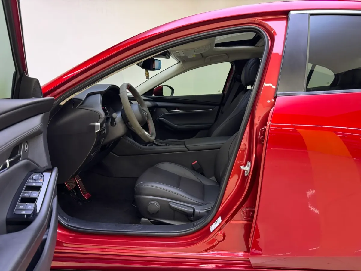 2020 Mazda 3 Axela 2.0L 158HP L4 6AT,autocango,china used car exporter,china ev exporter,chinese used car exporter,chinese used ev exporter