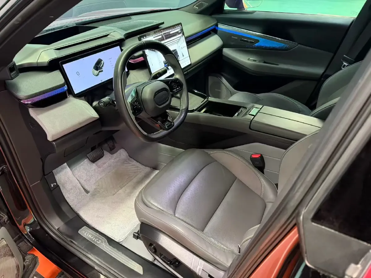 2023 LYNK&CO 08 EM-P 1.5T 163HP L4 3DHT PHEV 21.2KWH,autocango,china used car exporter,china ev exporter,chinese used car exporter,chinese used ev exporter