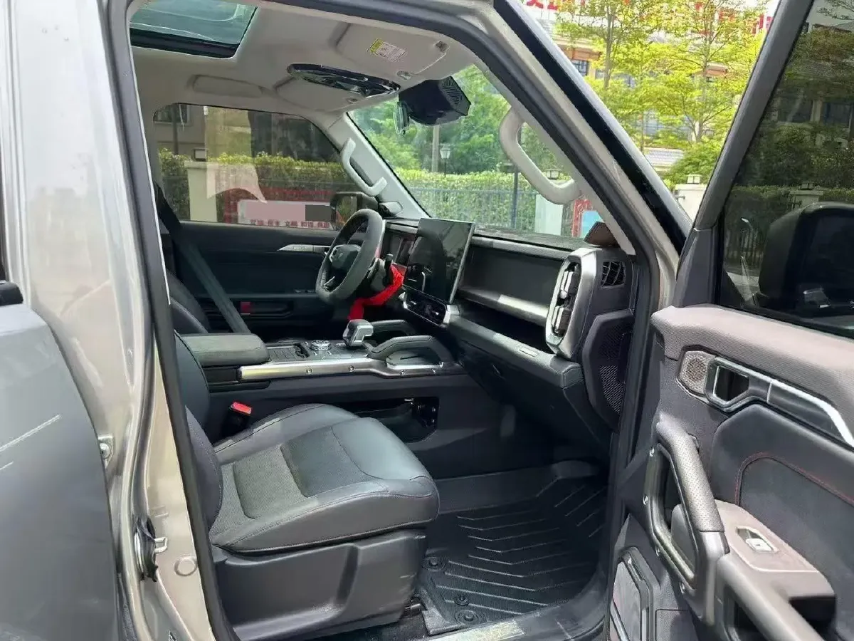 2024 Jetour Traveller 2.0T 254HP L4 7DCT,autocango,china used car exporter,china ev exporter,chinese used car exporter,chinese used ev exporter