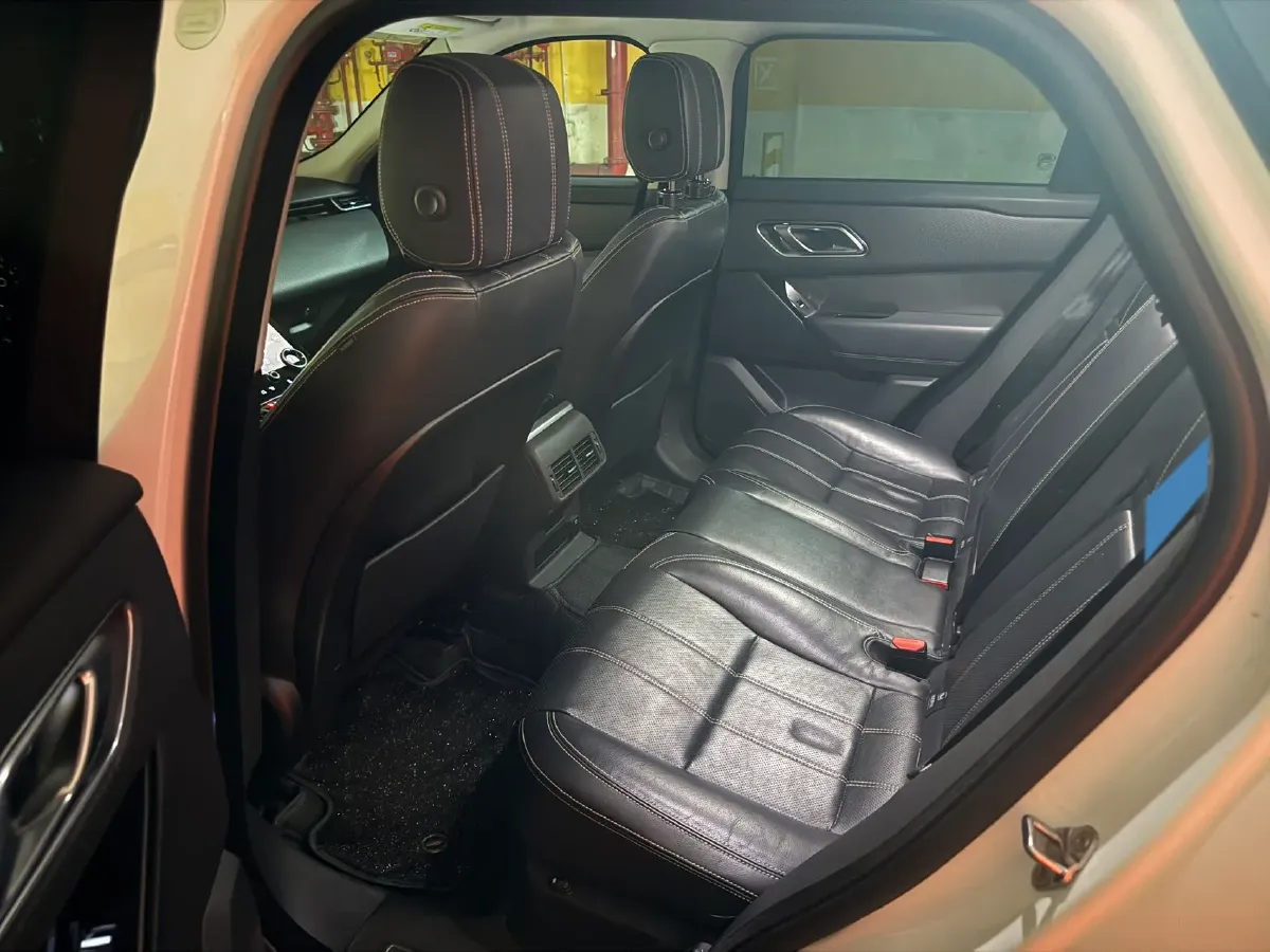 2017 Land Rover Range Rover Velar 2.0T 250HP L4 8AT,autocango,china used car exporter,china ev exporter,chinese used car exporter,chinese used ev exporter