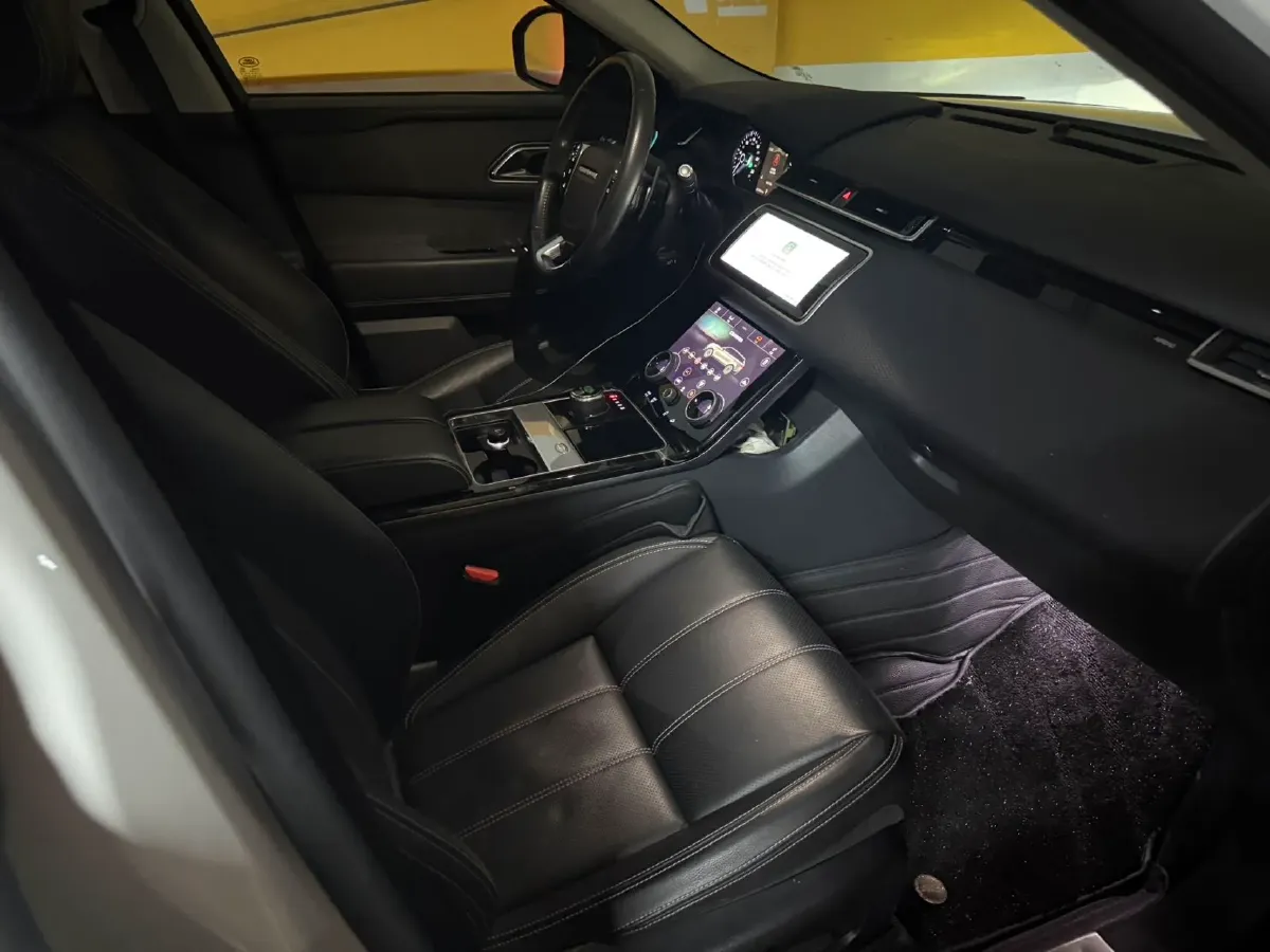 2017 Land Rover Range Rover Velar 2.0T 250HP L4 8AT,autocango,china used car exporter,china ev exporter,chinese used car exporter,chinese used ev exporter