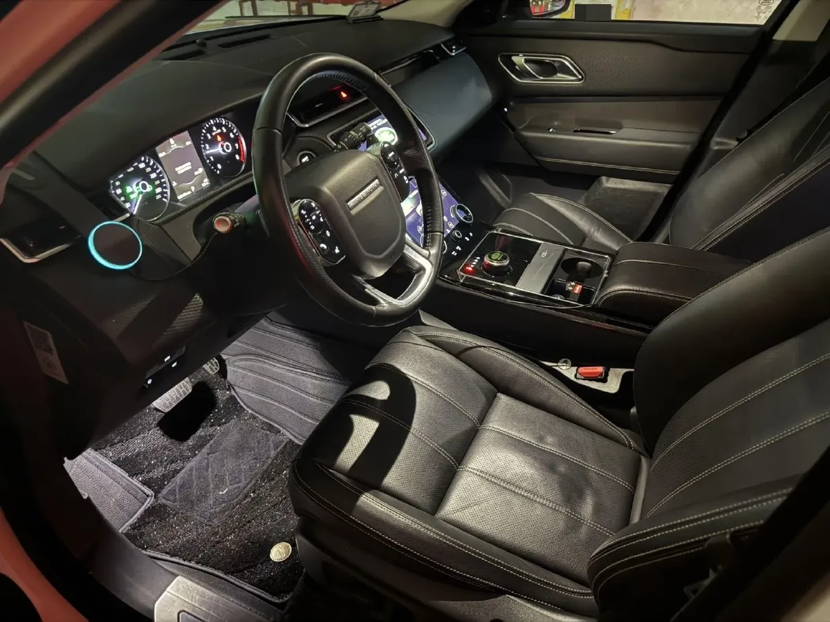 2017 Land Rover Range Rover Velar 2.0T 250HP L4 8AT,autocango,china used car exporter,china ev exporter,chinese used car exporter,chinese used ev exporter