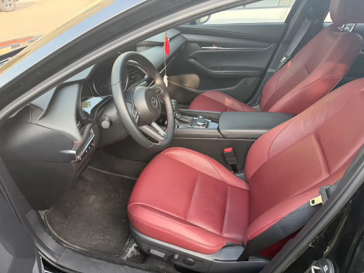 2025 Mazda 3 Axela 2.0L 158HP L4 6AT,autocango,china used car exporter,china ev exporter,chinese used car exporter,chinese used ev exporter