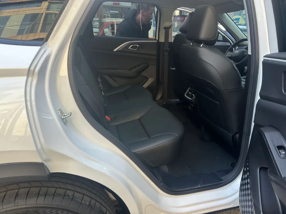 2026 Haval H6L 2.0T 238HP L4 9DCT,autocango,china used car exporter,china ev exporter,chinese used car exporter,chinese used ev exporter