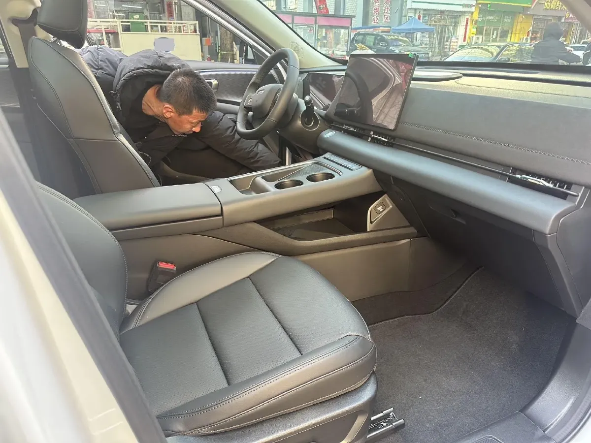 2026 Haval H6L 2.0T 238HP L4 9DCT,autocango,china used car exporter,china ev exporter,chinese used car exporter,chinese used ev exporter