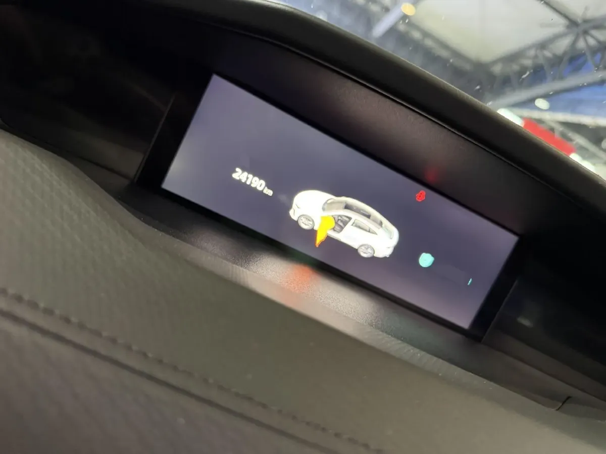 2022 ChangAn UNI-V 1.5T 188HP L4 7DCT,autocango,china used car exporter,china ev exporter,chinese used car exporter,chinese used ev exporter