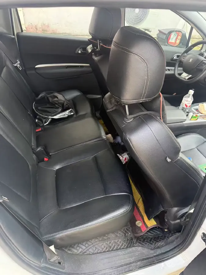 2018 Peugeot 3008 2.0L 147HP L4 6AT,autocango,china used car exporter,china ev exporter,chinese used car exporter,chinese used ev exporter