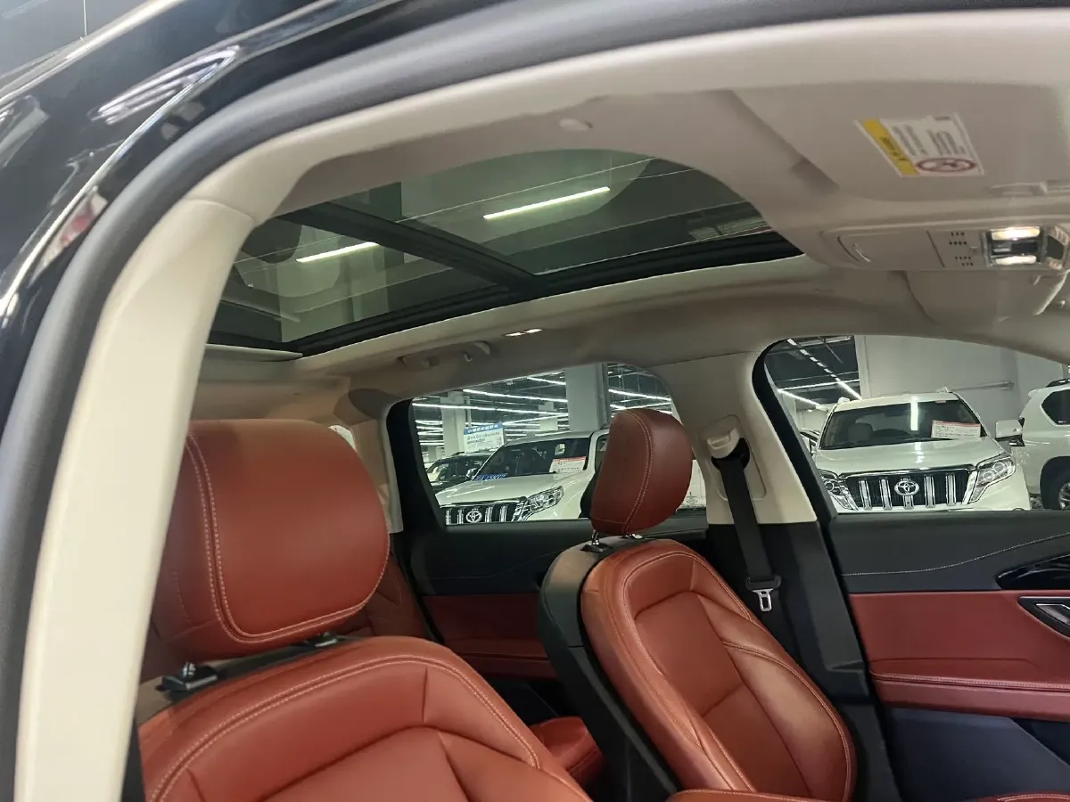 2023 Lincoln Nautilus 2.0T 282HP L4 E-CVT Hybrid,autocango,china used car exporter,china ev exporter,chinese used car exporter,chinese used ev exporter