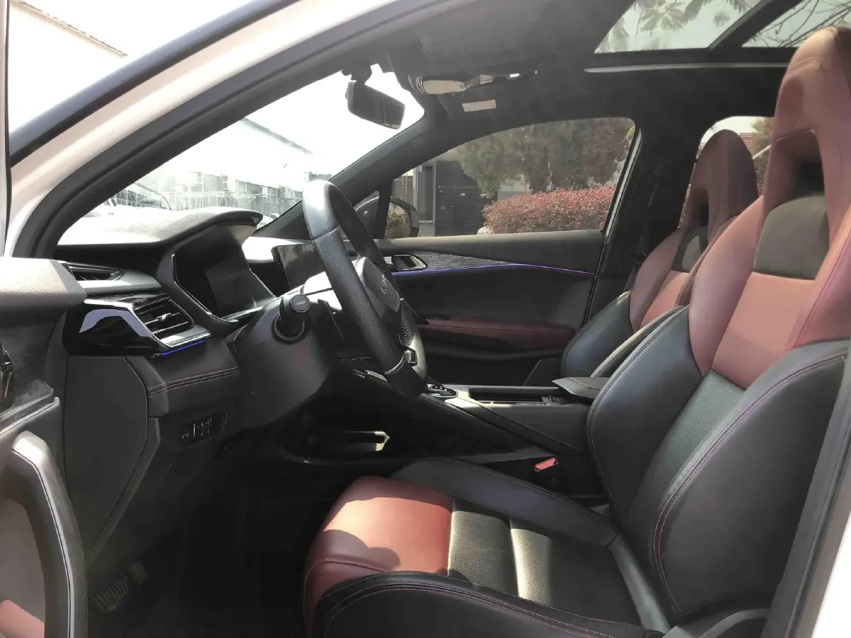 2020 LYNK&CO 06 1.5T 177HP L3 7DCT,autocango,china used car exporter,china ev exporter,chinese used car exporter,chinese used ev exporter