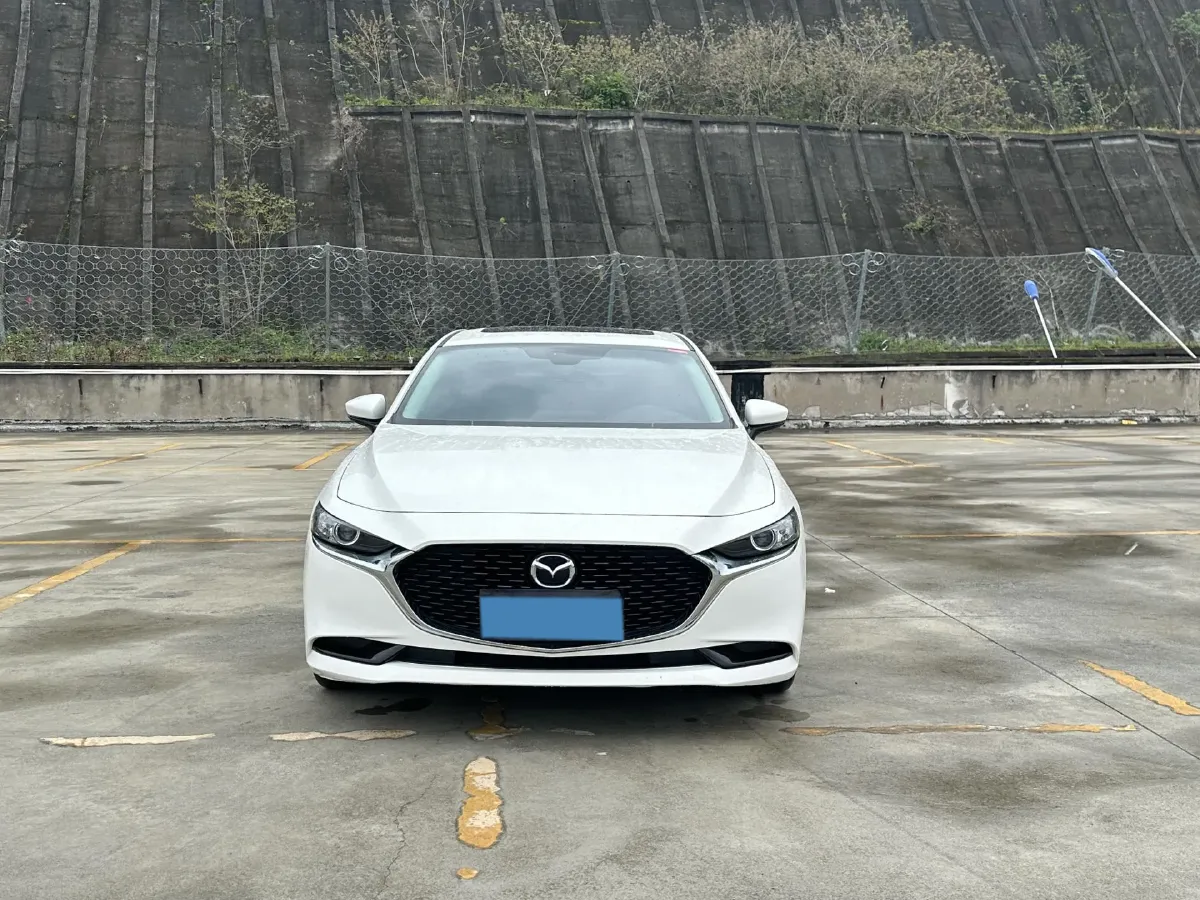 2023 Mazda 3 Axela 2.0L 158HP L4 6AT,autocango,china used car exporter,china ev exporter,chinese used car exporter,chinese used ev exporter