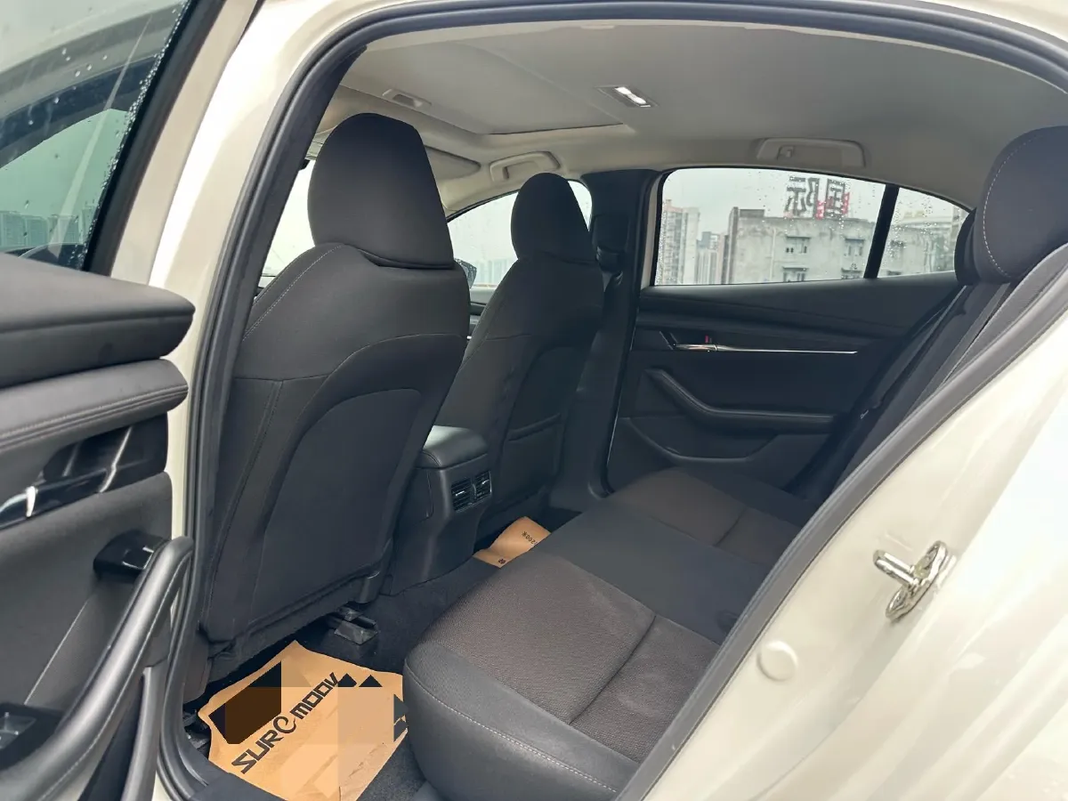 2023 Mazda 3 Axela 2.0L 158HP L4 6AT,autocango,china used car exporter,china ev exporter,chinese used car exporter,chinese used ev exporter