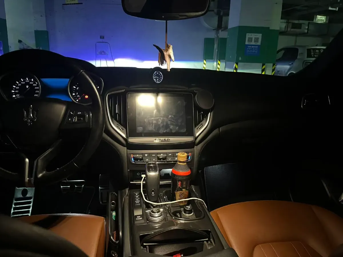 2019 Maserati Ghibli 3.0T 350HP V6 8AT,autocango,china used car exporter,china ev exporter,chinese used car exporter,chinese used ev exporter