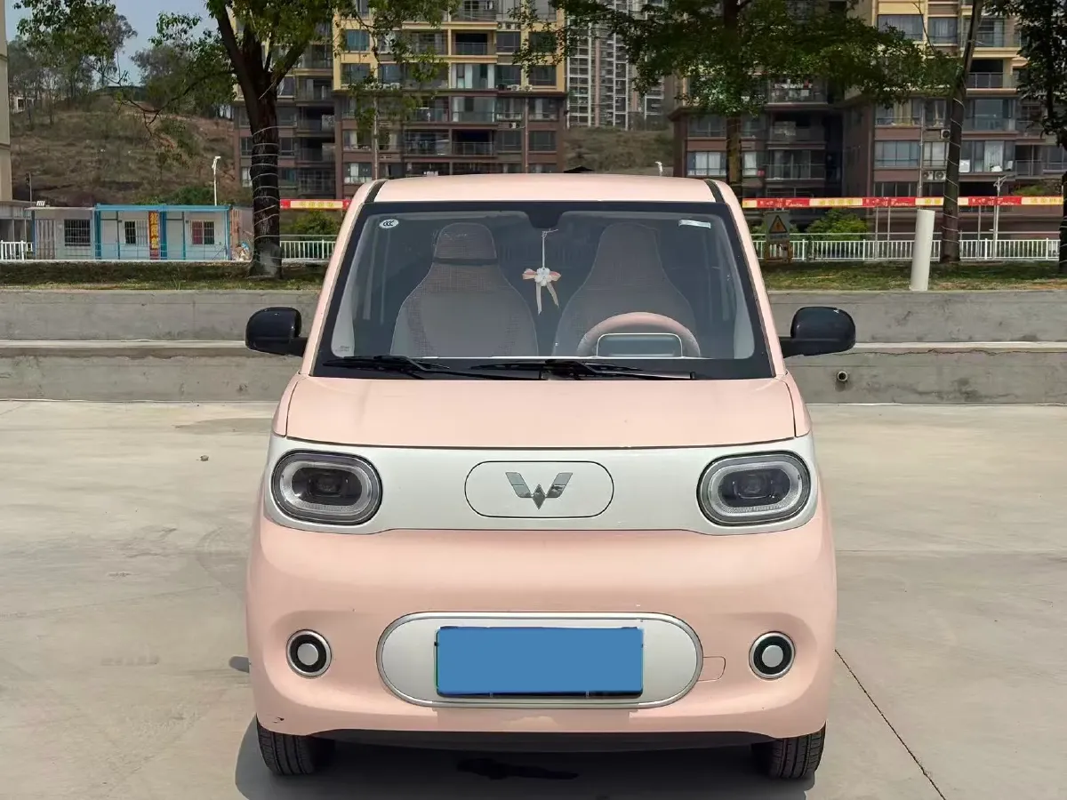 2025 WuLing HongGuang MINI EV BEV 16.2KWH,autocango,china used car exporter,china ev exporter,chinese used car exporter,chinese used ev exporter