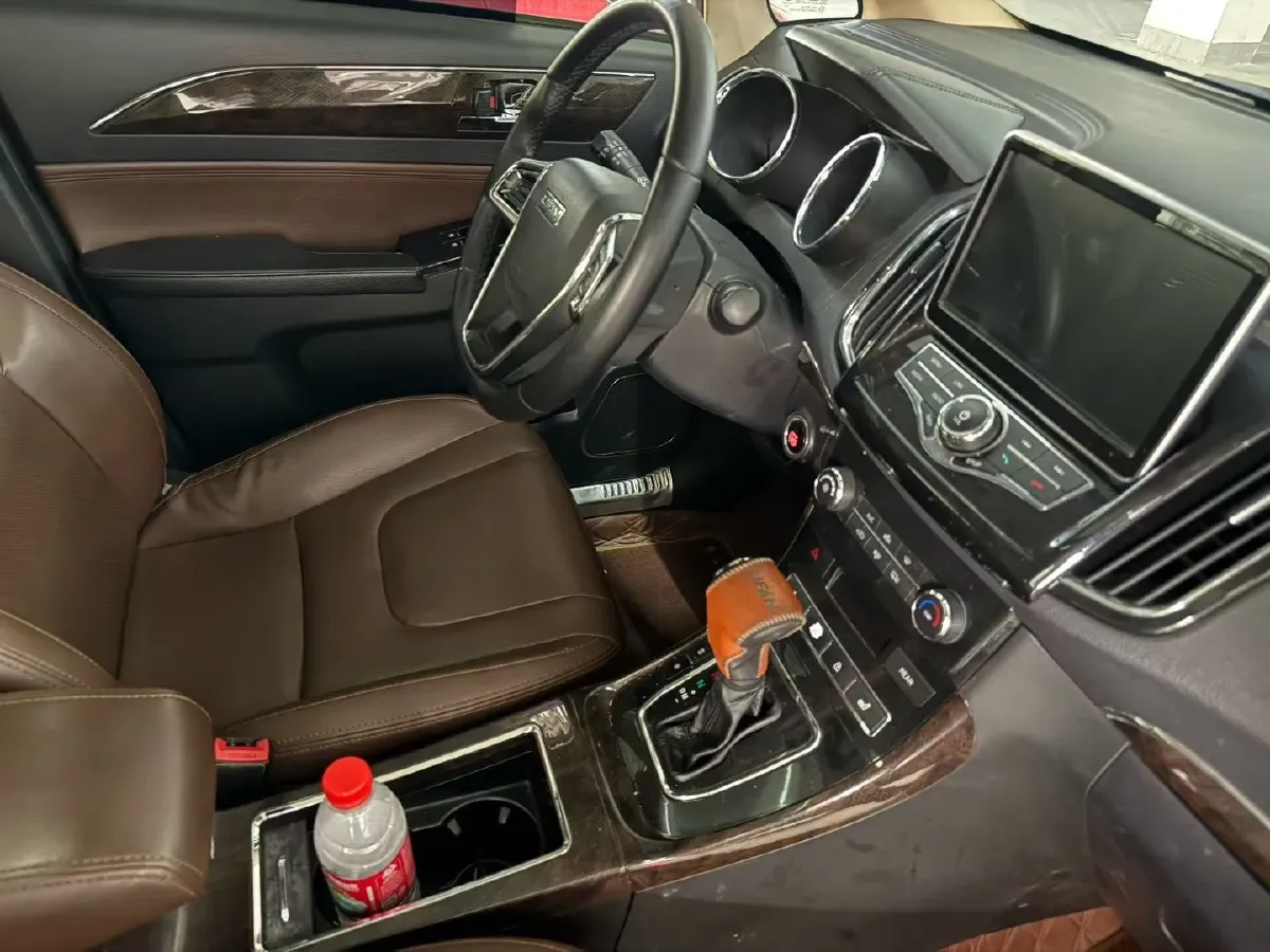 2017 LiFan XuanLang 1.5T 141HP L4 8AT,autocango,china used car exporter,china ev exporter,chinese used car exporter,chinese used ev exporter