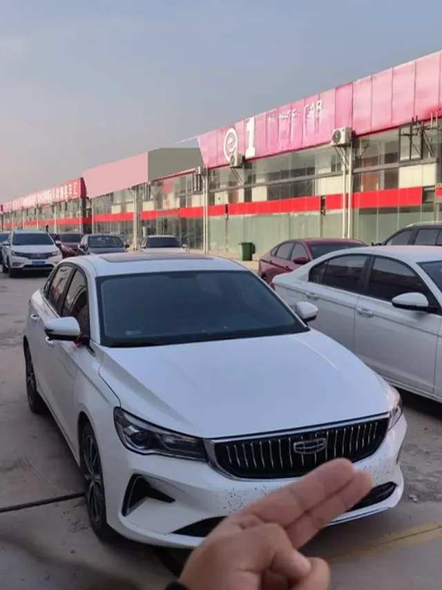2022 Geely Emgrand 1.5L 114HP L4 CVT,autocango,china used car exporter,china ev exporter,chinese used car exporter,chinese used ev exporter