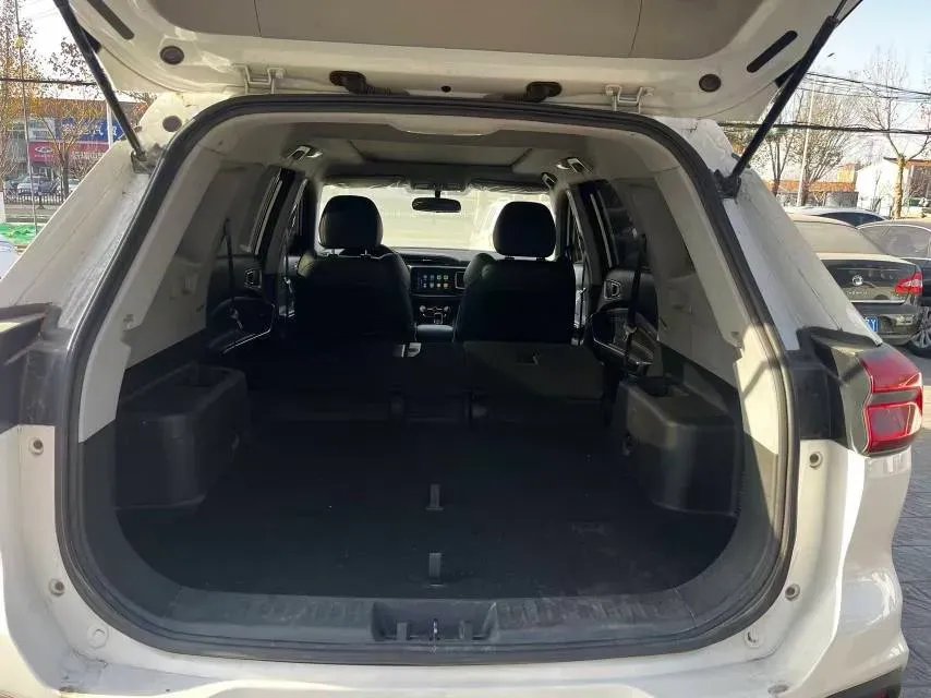 2018 Chery Tiggo 8 1.5T 147HP L4 6DCT,autocango,china used car exporter,china ev exporter,chinese used car exporter,chinese used ev exporter