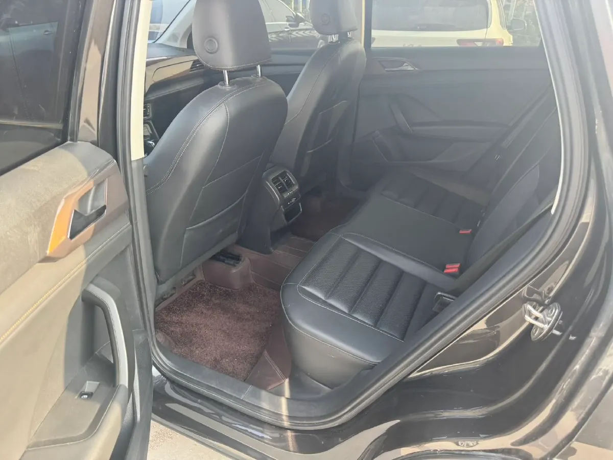 2021 Volkswagen Tharu 1.4T 150HP L4 7DCT,autocango,china used car exporter,china ev exporter,chinese used car exporter,chinese used ev exporter