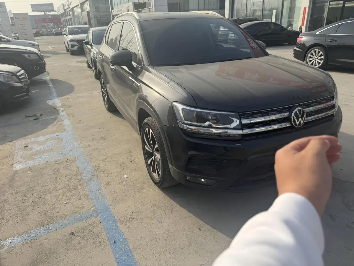 2021 Volkswagen Tharu 1.4T 150HP L4 7DCT,autocango,china used car exporter,china ev exporter,chinese used car exporter,chinese used ev exporter