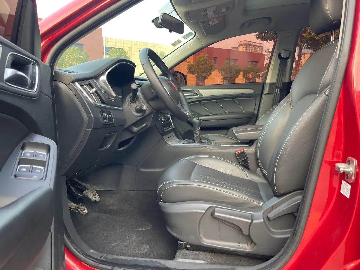 2017 Haval H2 1.5T 150HP L4 6MT,autocango,china used car exporter,china ev exporter,chinese used car exporter,chinese used ev exporter